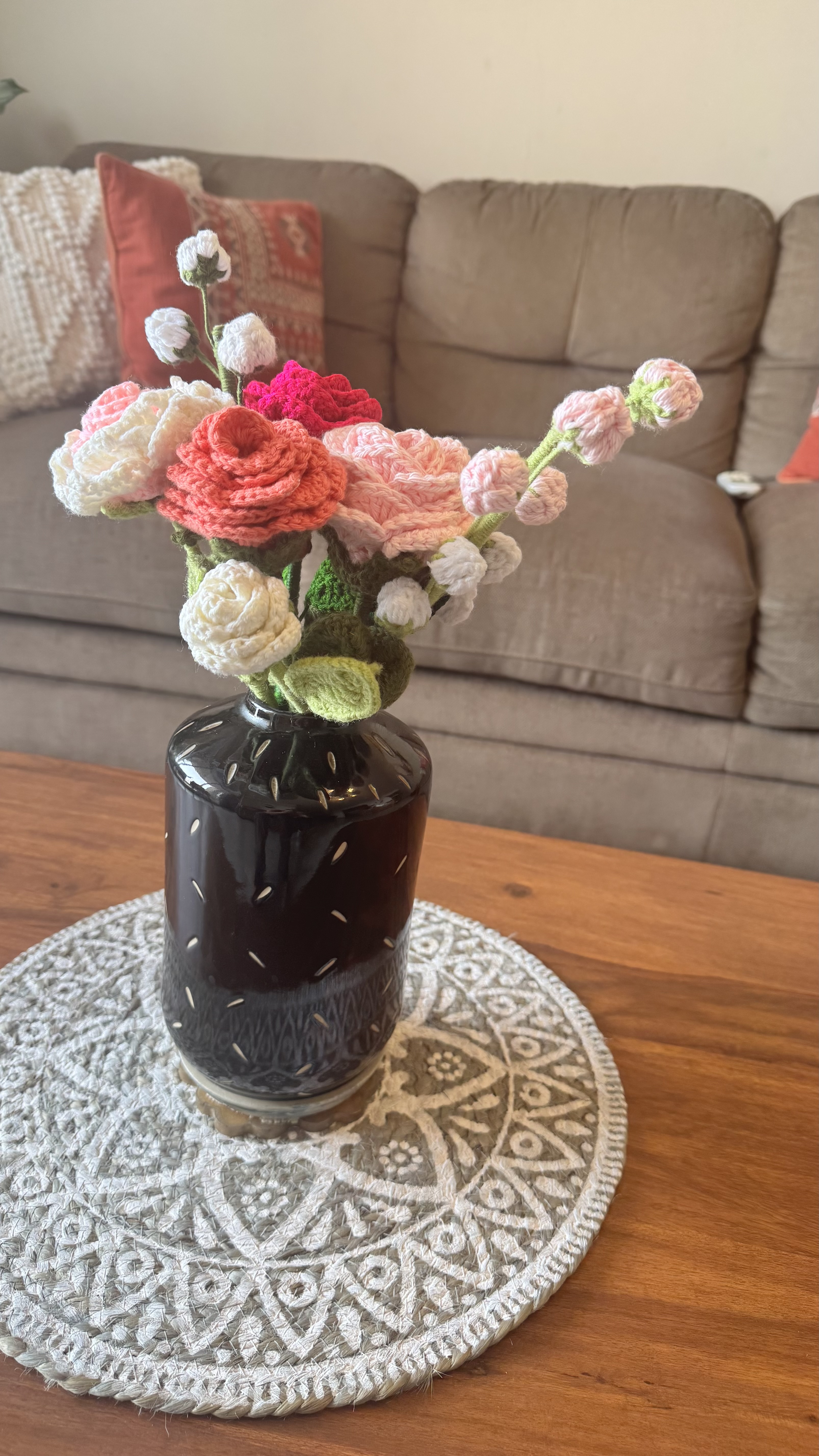 Crochet Rose Vase